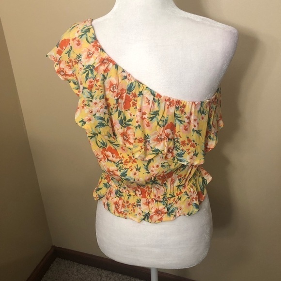 AEO Yellow Floral One Shoulder Crop Top NWT - Picture 7 of 8